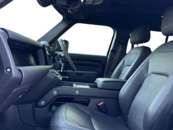 Used Land Rover Defender 110 2022 for sale - 74511317: Photo