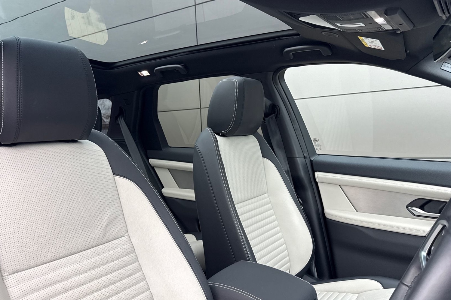 Used Land Rover Discovery Sport 2023 for sale - 77052206: Photo 22