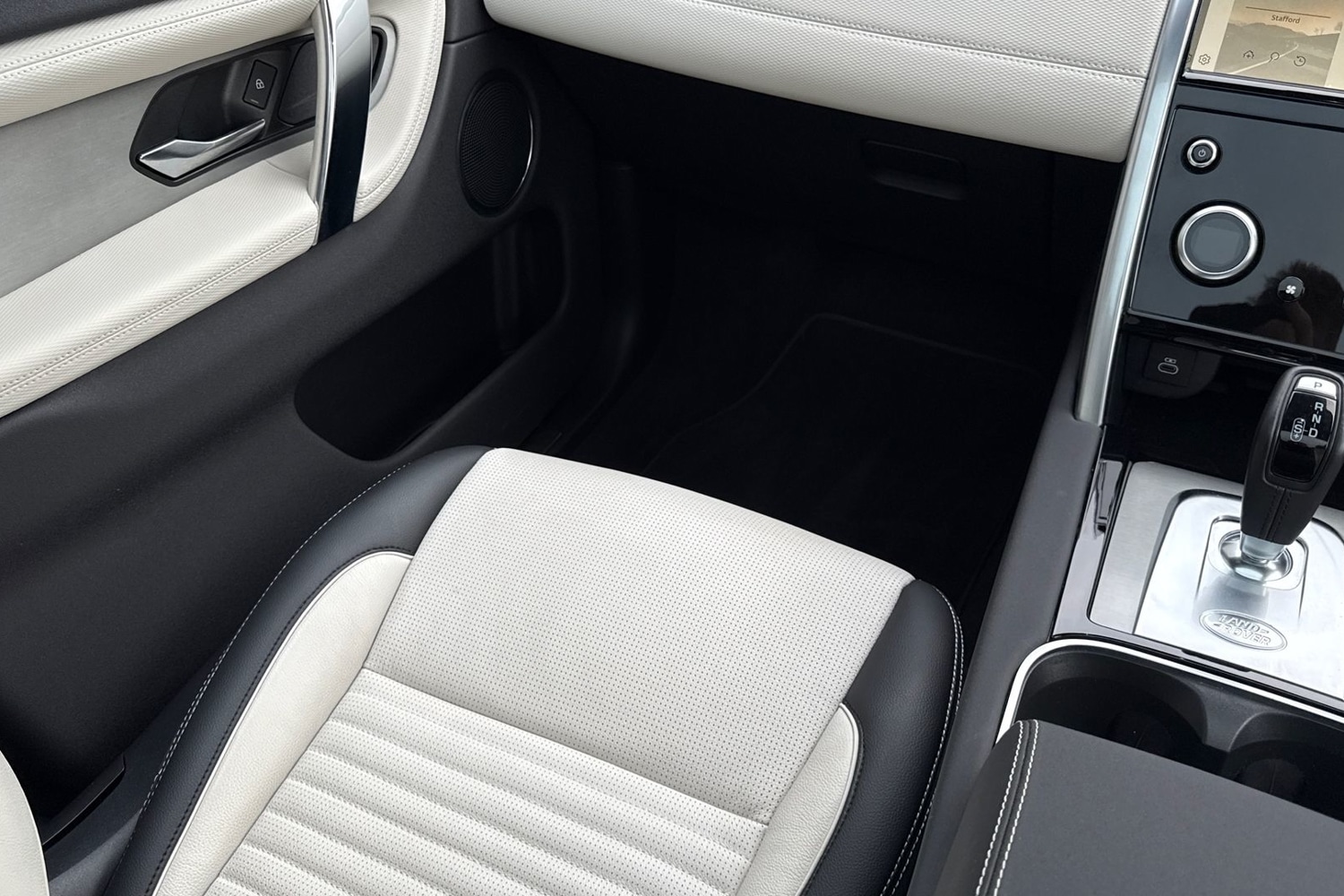 Used Land Rover Discovery Sport 2023 for sale - 77052206: Photo 42