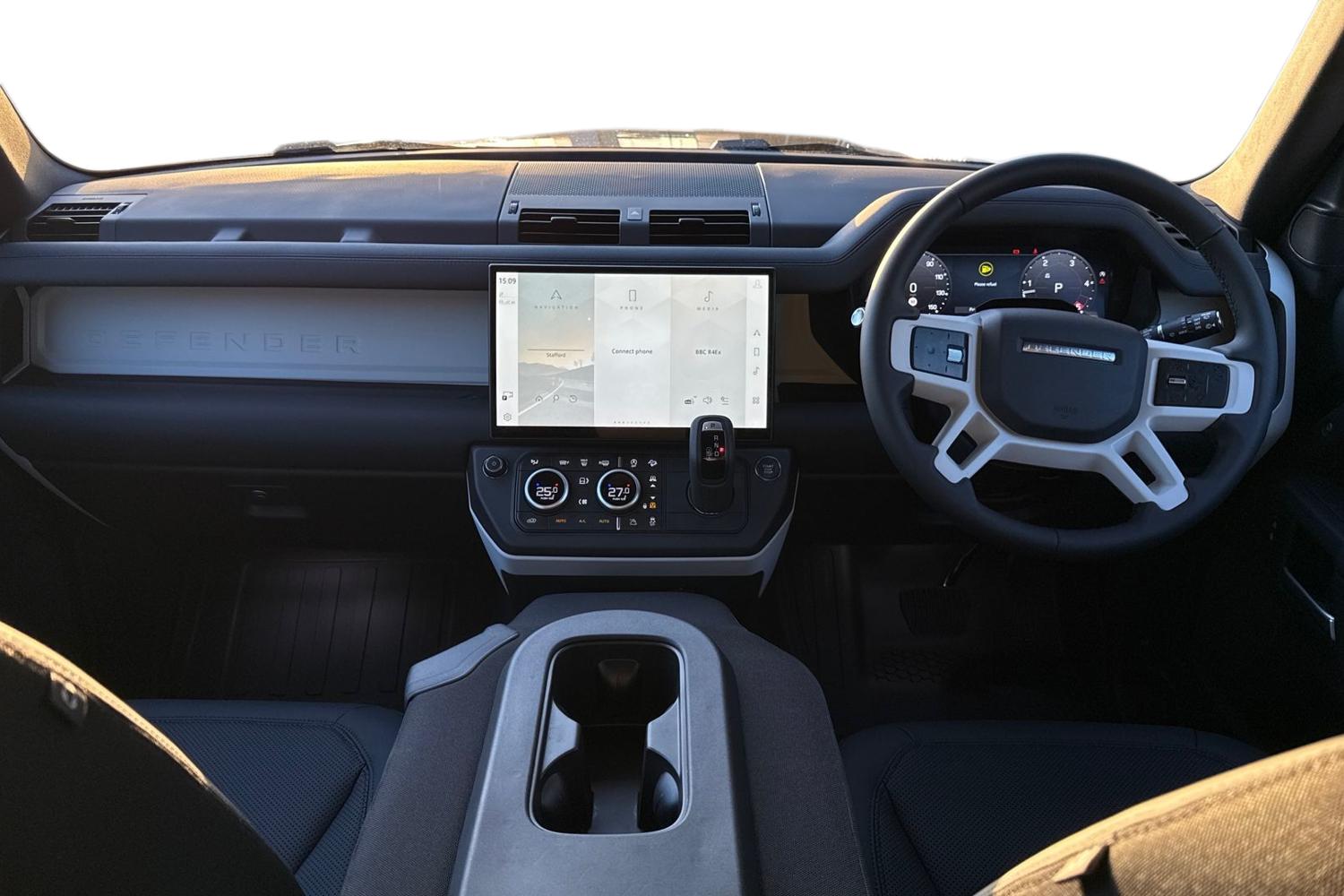 Used Land Rover Defender 90 2025 for sale - 76789731: Photo 10