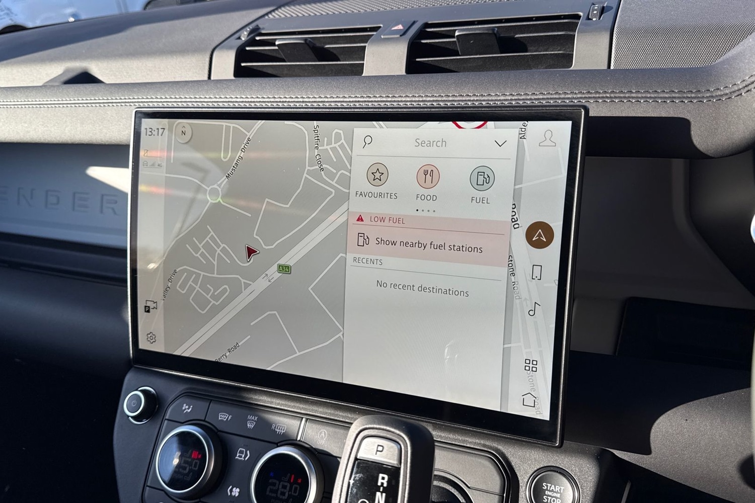 Used Land Rover Defender 90 2025 for sale - 76789731: Photo 12