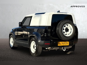Used Land Rover Defender 90 2025 for sale - 76789731: Photo