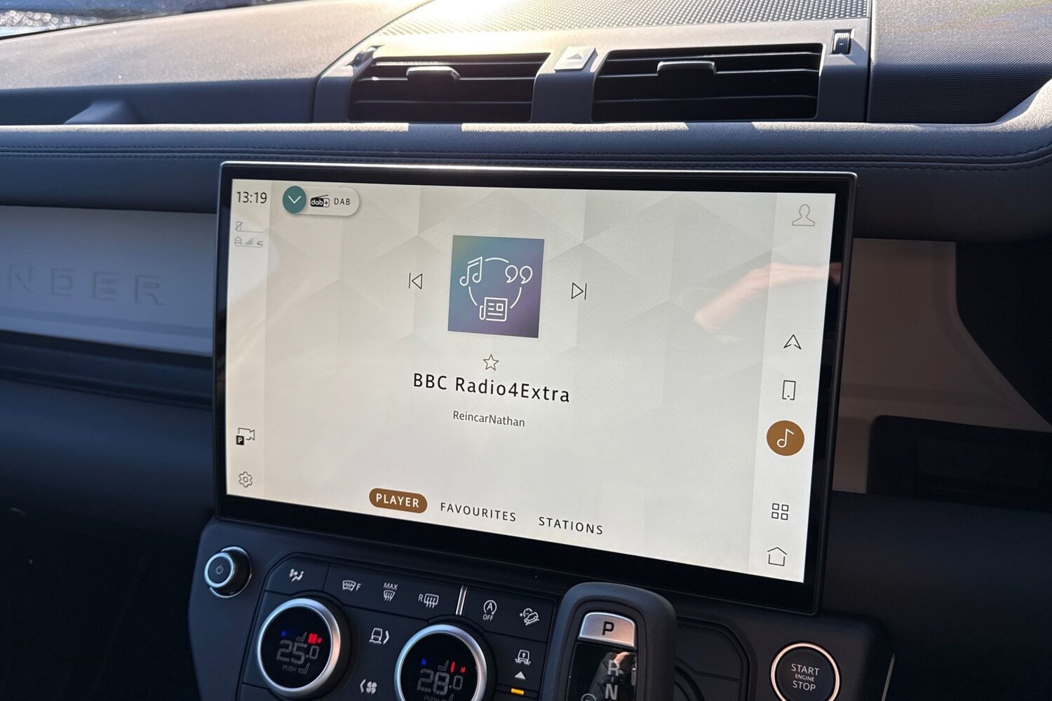 Used Land Rover Defender 90 2025 for sale - 76789731: Photo 36