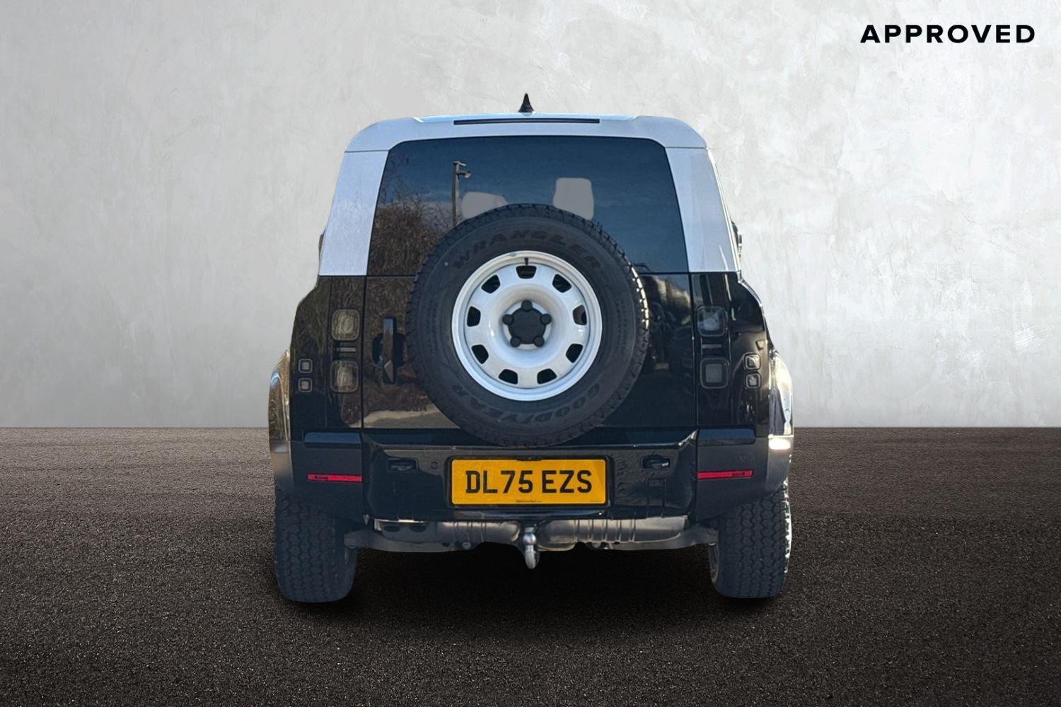 Used Land Rover Defender 90 2025 for sale - 76789731: Photo 7