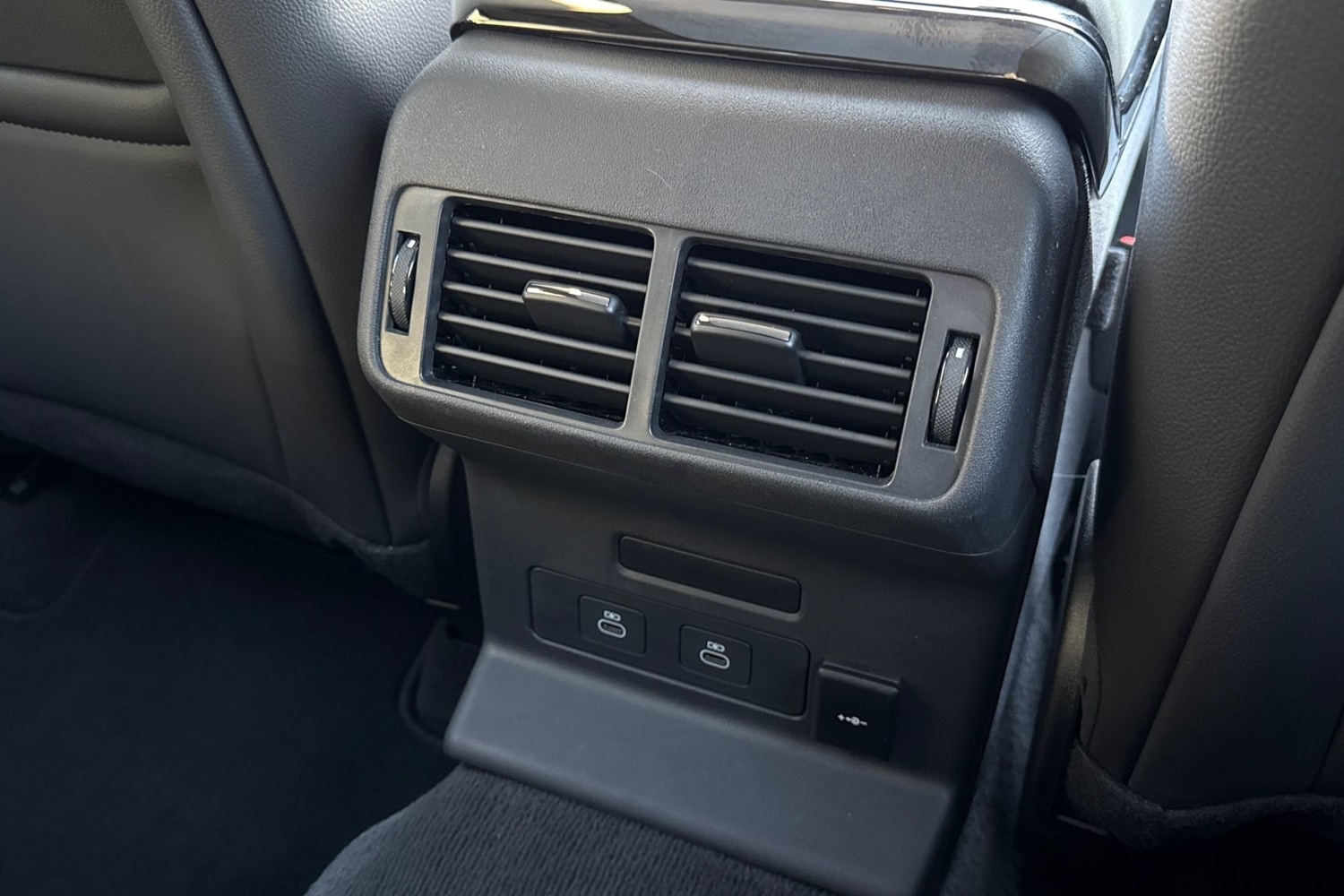 Used Land Rover Range Rover Velar 2024 for sale - 77093628: Photo 18