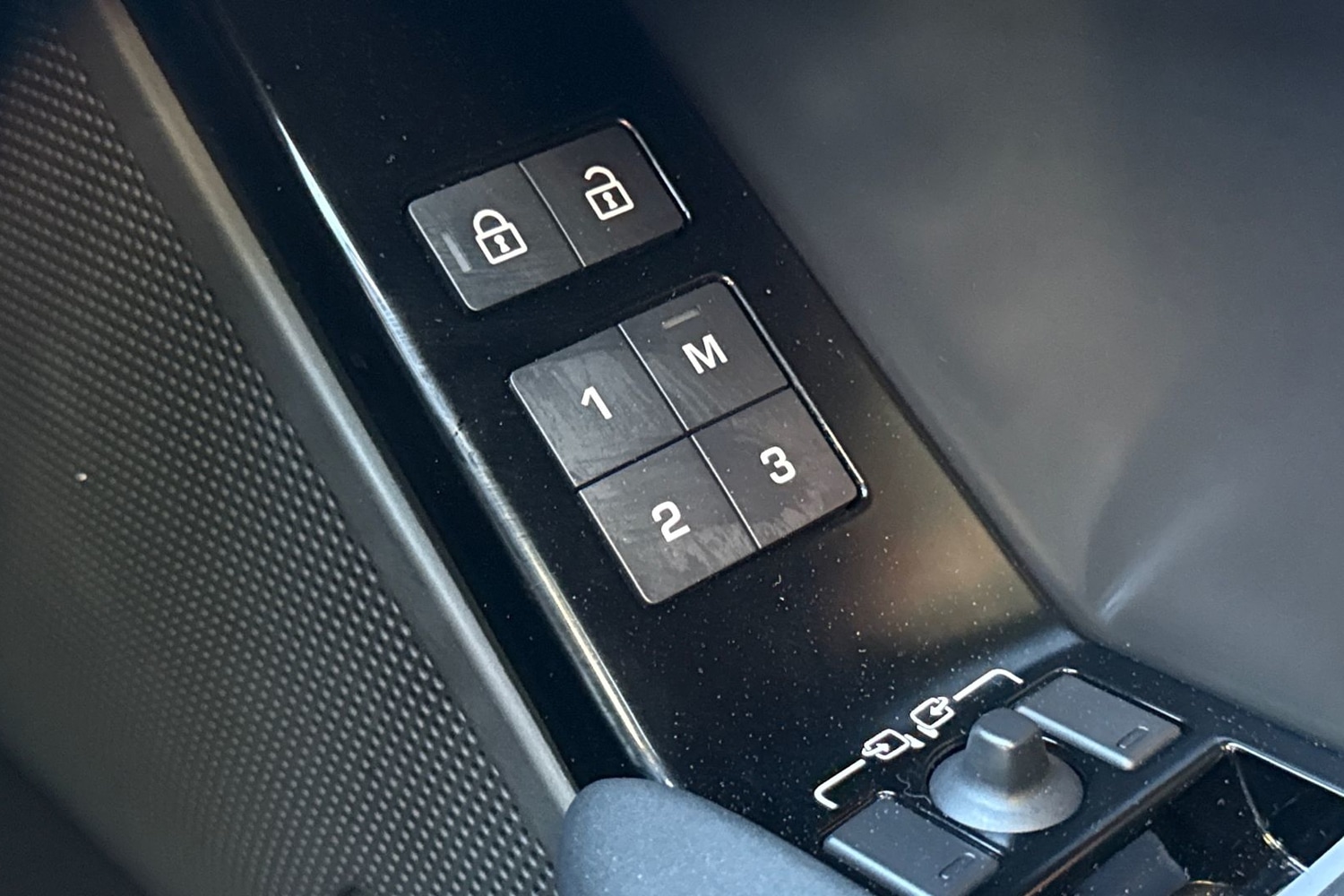 Used Land Rover Range Rover Velar 2024 for sale - 77093628: Photo 25