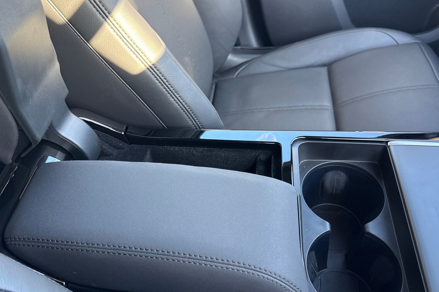 Used Land Rover Range Rover Velar 2024 for sale - 77093628: Photo 44