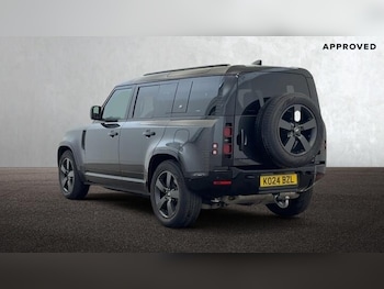 Used Land Rover Defender 110 2024 for sale - 75639307: Photo