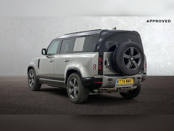 Used Land Rover Defender 110 2025 for sale - 79571038: Photo