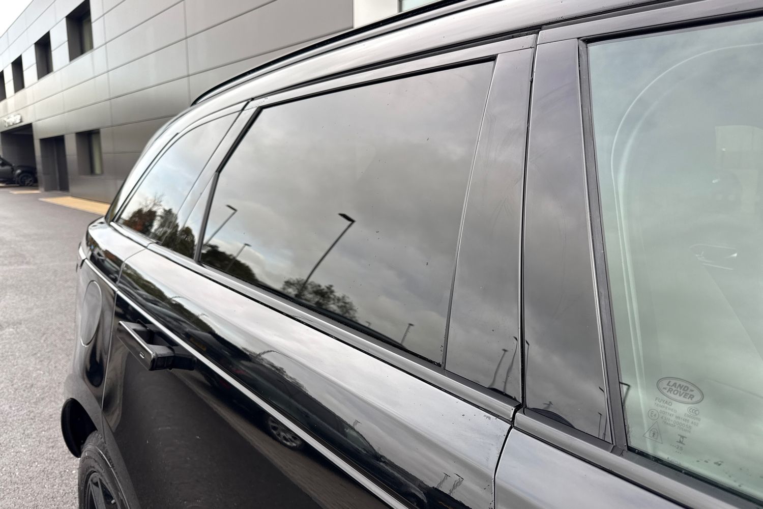 Used Land Rover Range Rover Velar 2025 for sale - 76416584: Photo 22