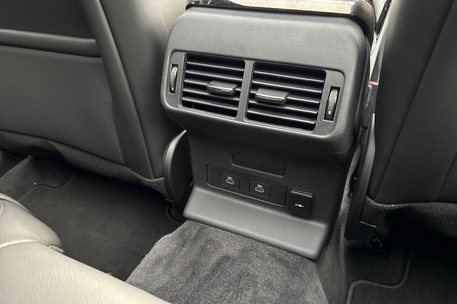 Used Land Rover Range Rover Velar 2025 for sale - 76416584: Photo 30