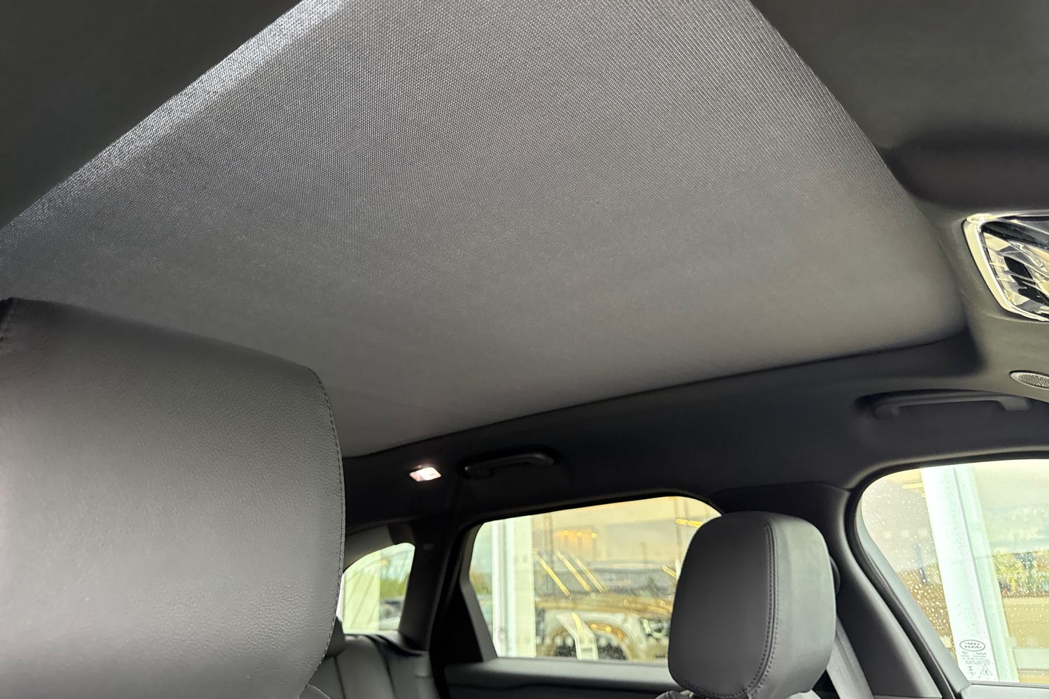 Used Land Rover Range Rover Velar 2025 for sale - 76416584: Photo 34