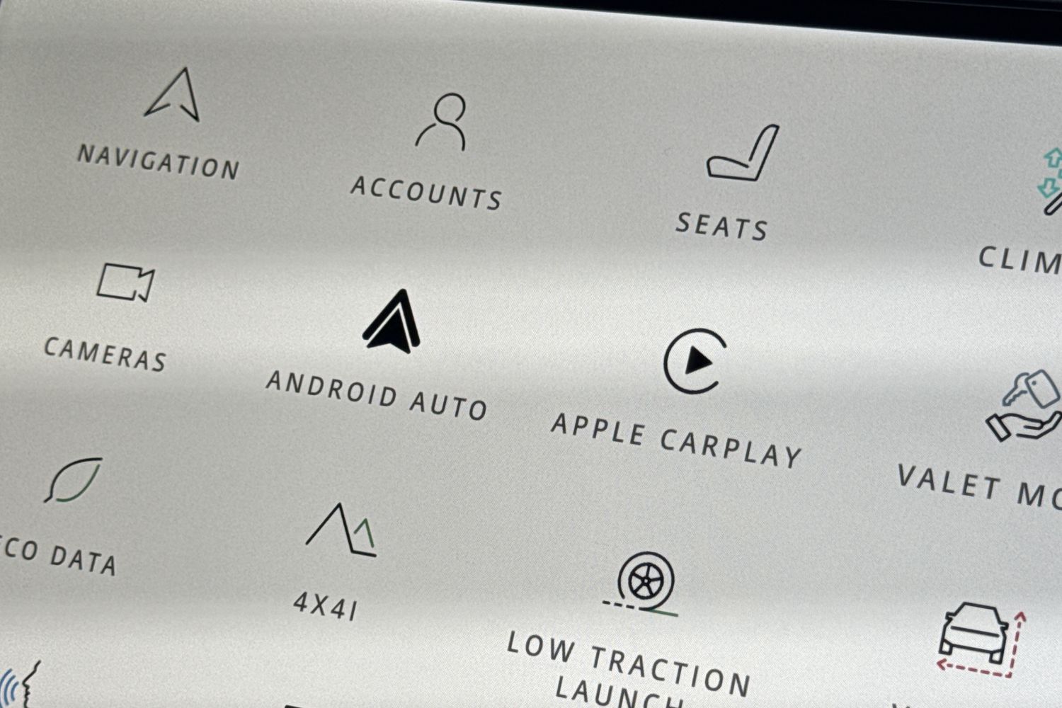 Used Land Rover Range Rover Velar 2025 for sale - 76416584: Photo 40