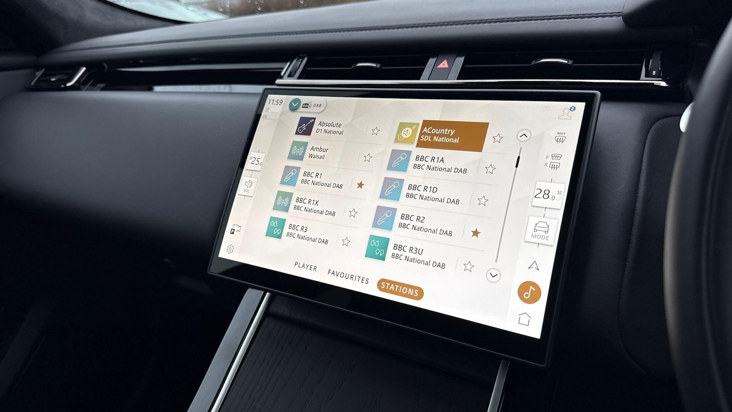 Used Land Rover Range Rover Velar 2025 for sale - 77557469: Photo 33