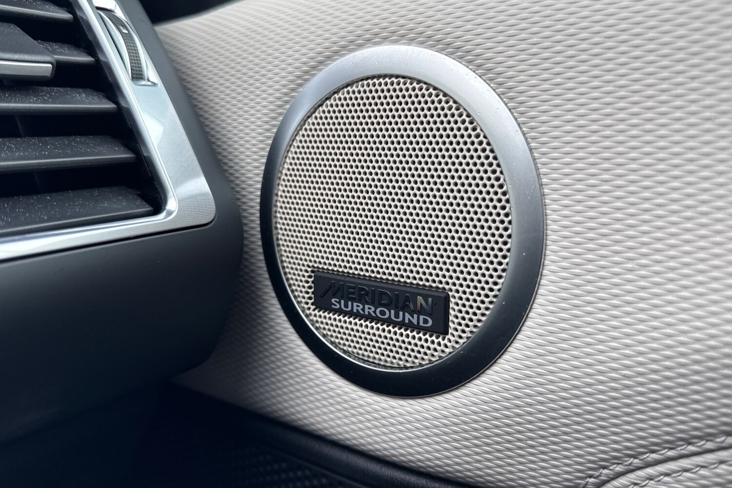 Used Land Rover Discovery 2024 for sale - 77399678: Photo 25