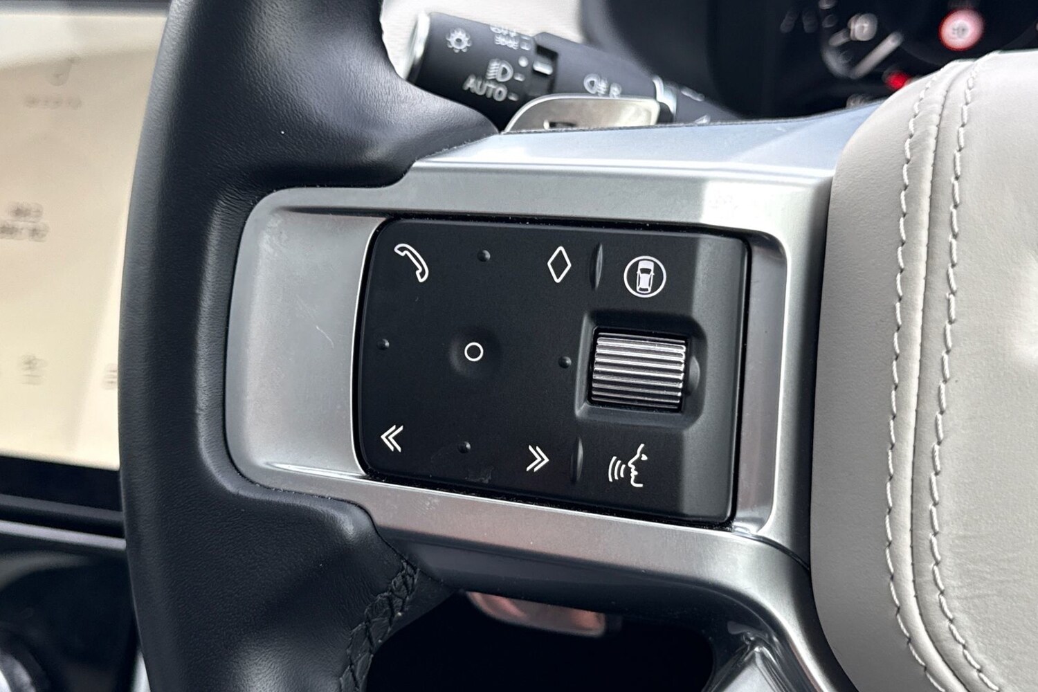 Used Land Rover Discovery 2024 for sale - 77399678: Photo 33