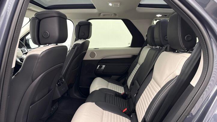 Used Land Rover Discovery 2024 for sale - 77399678: Photo 4