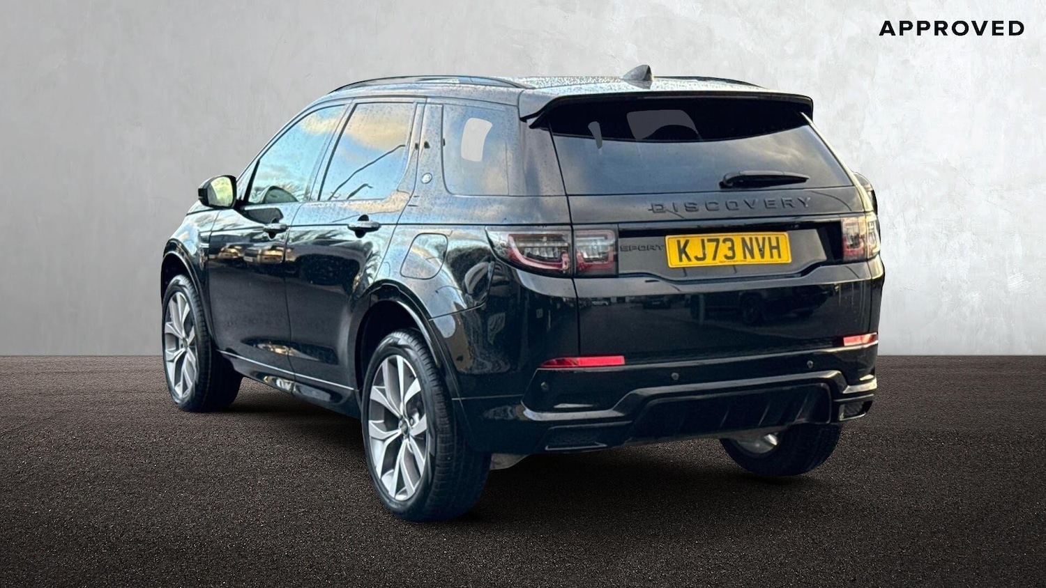 Used Land Rover Discovery Sport 2024 for sale - 77557427: Photo 2