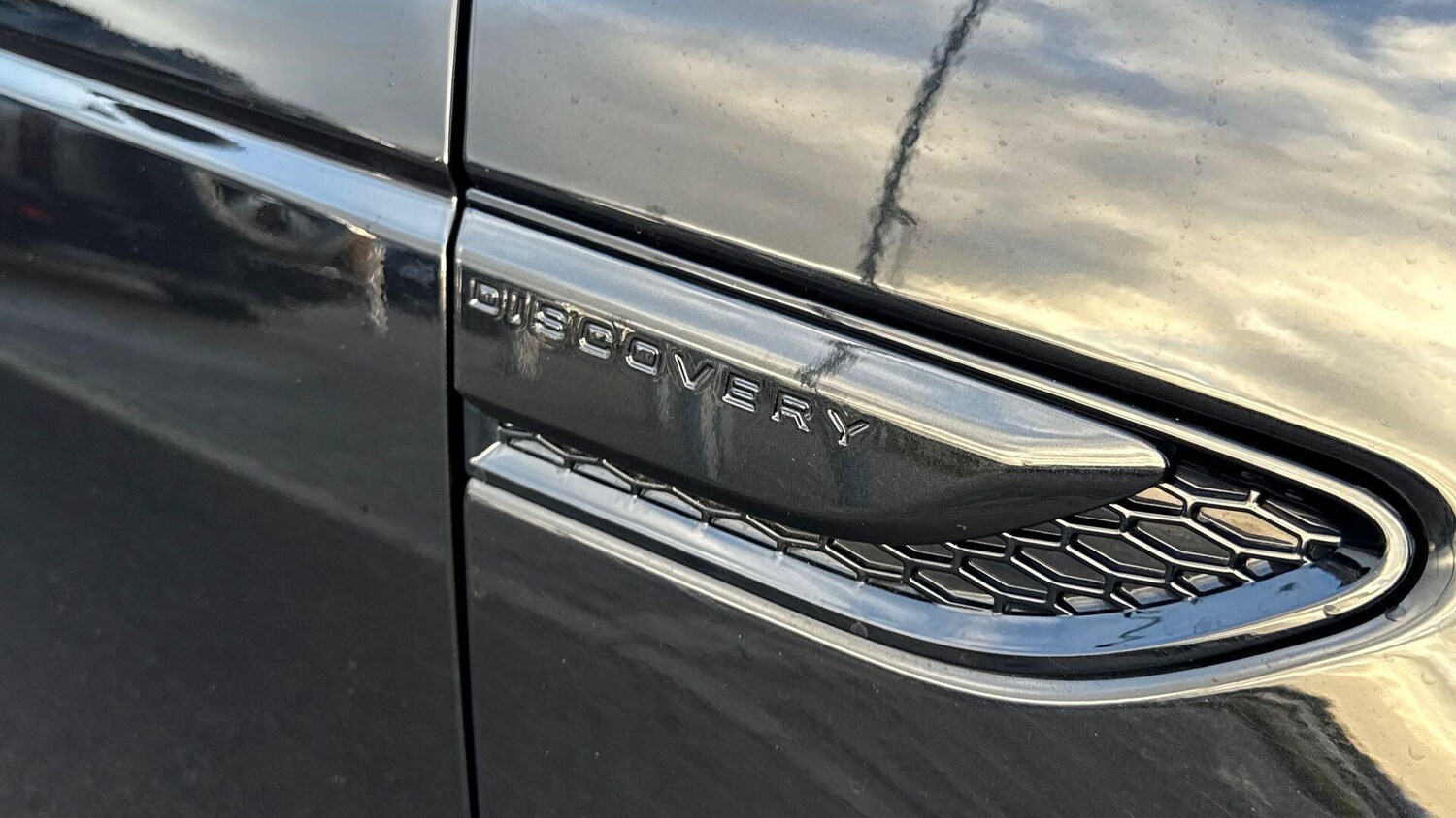 Used Land Rover Discovery Sport 2024 for sale - 77557427: Photo 32