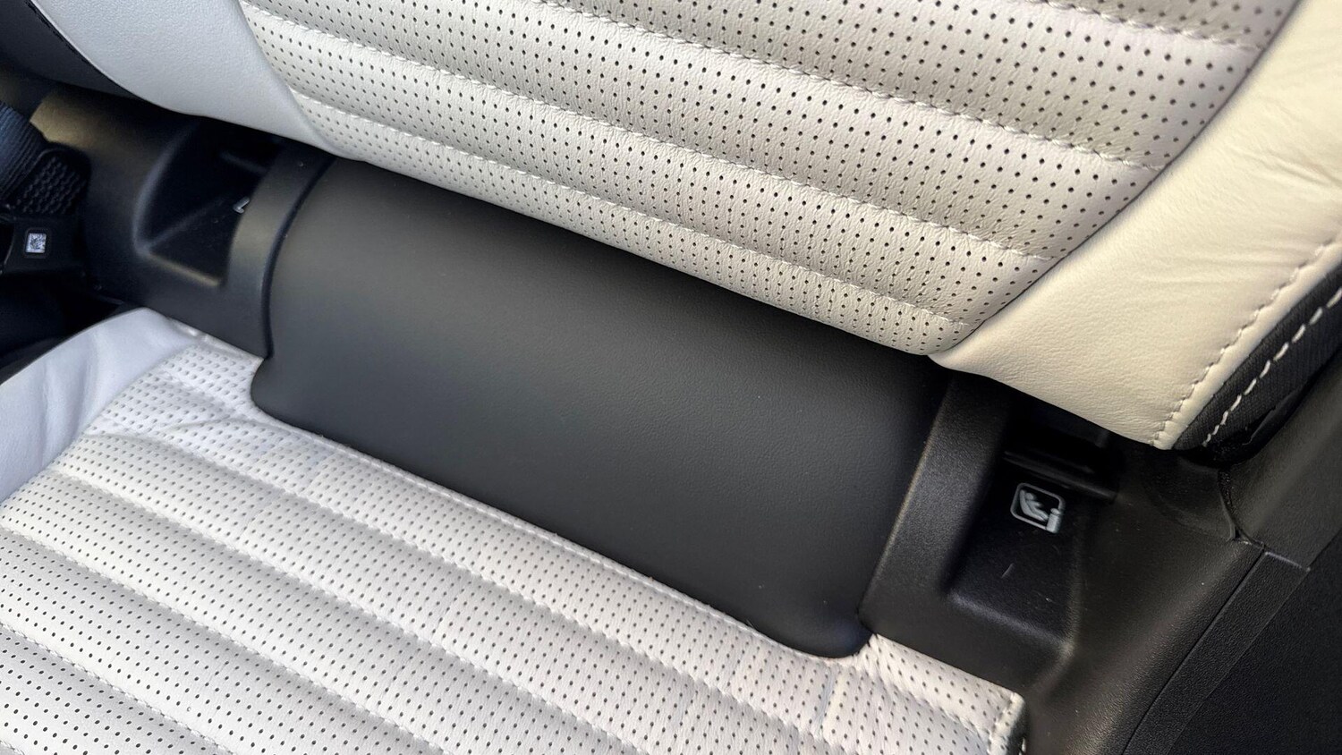 Used Land Rover Discovery Sport 2024 for sale - 77557427: Photo 39