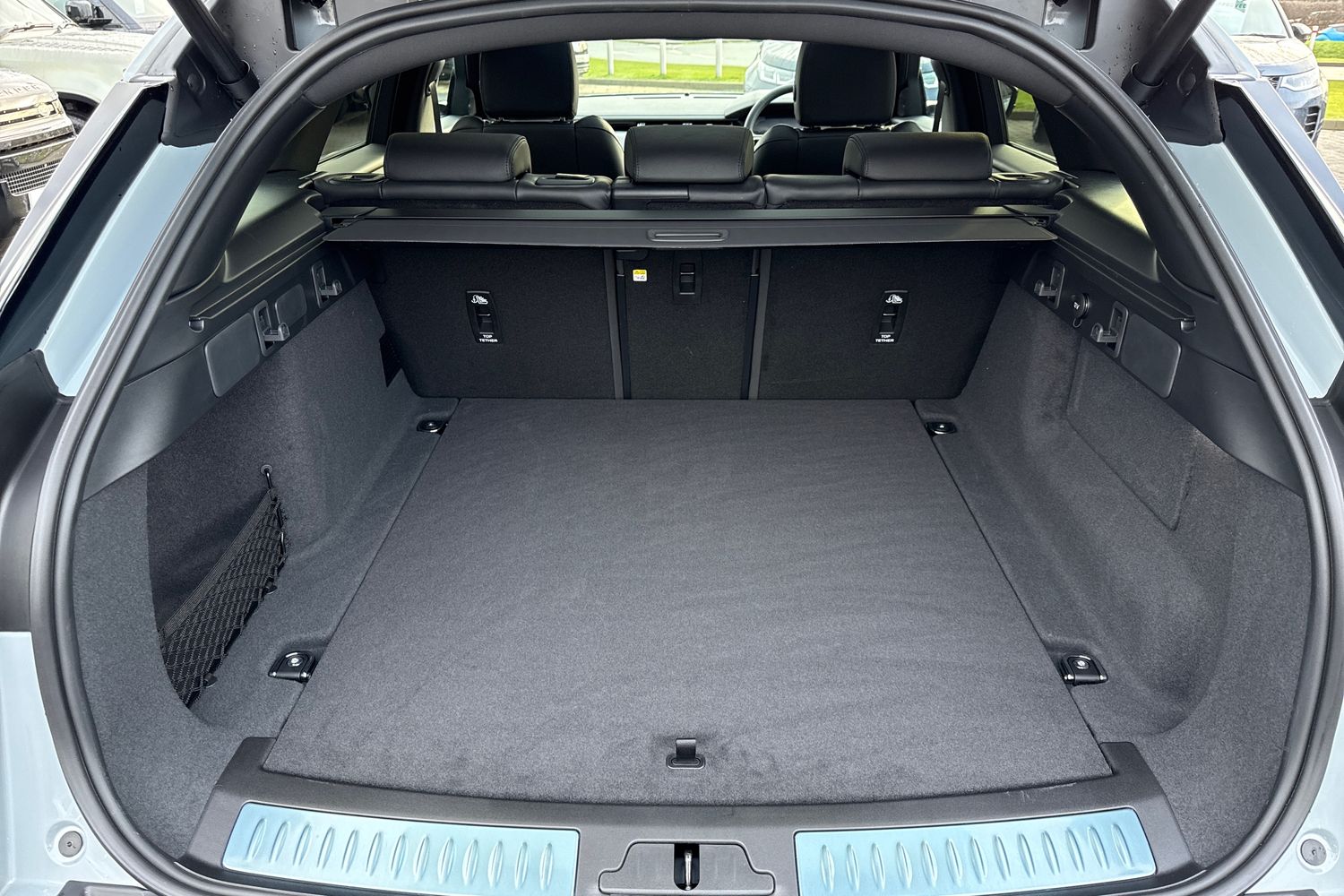 Used Land Rover Range Rover Velar 2026 for sale - 78122493: Photo 31