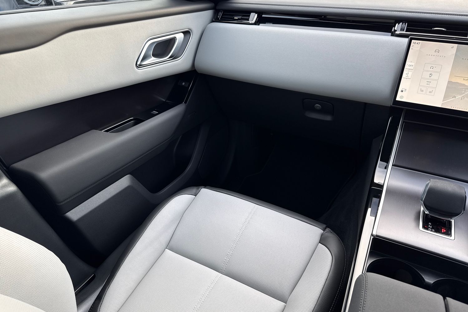 Used Land Rover Range Rover Velar 2026 for sale - 78122493: Photo 39