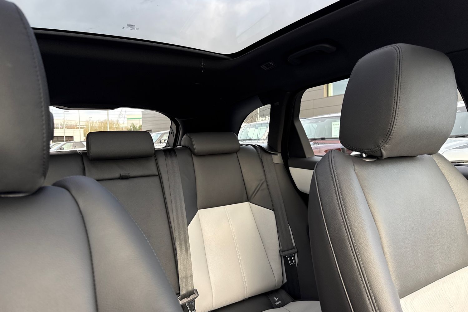 Used Land Rover Range Rover Velar 2026 for sale - 78122493: Photo 59