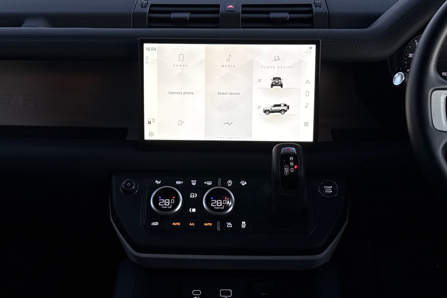 Used Land Rover Defender 90 2024 for sale - 76711813: Photo 15