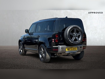 Used Land Rover Defender 110 2023 for sale - 75673997: Photo