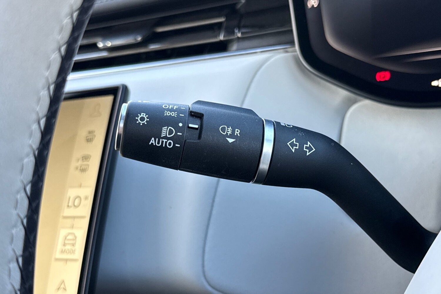 Used Land Rover Range Rover Sport 2024 for sale - 76065126: Photo 32