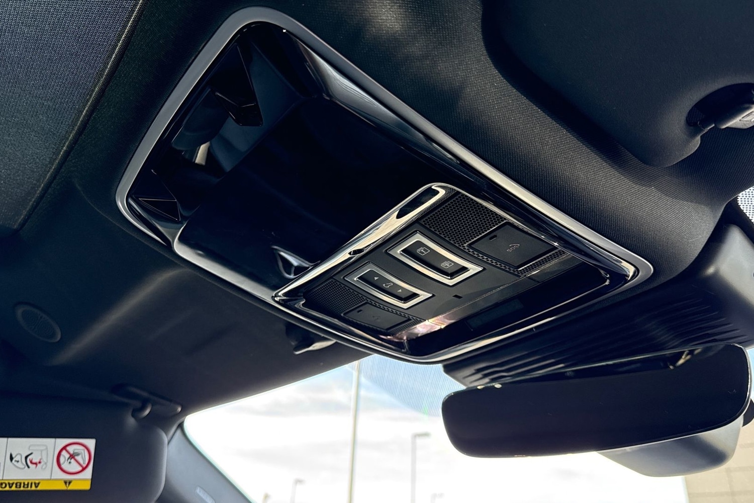 Used Land Rover Range Rover Velar 2023 for sale - 77728722: Photo 24