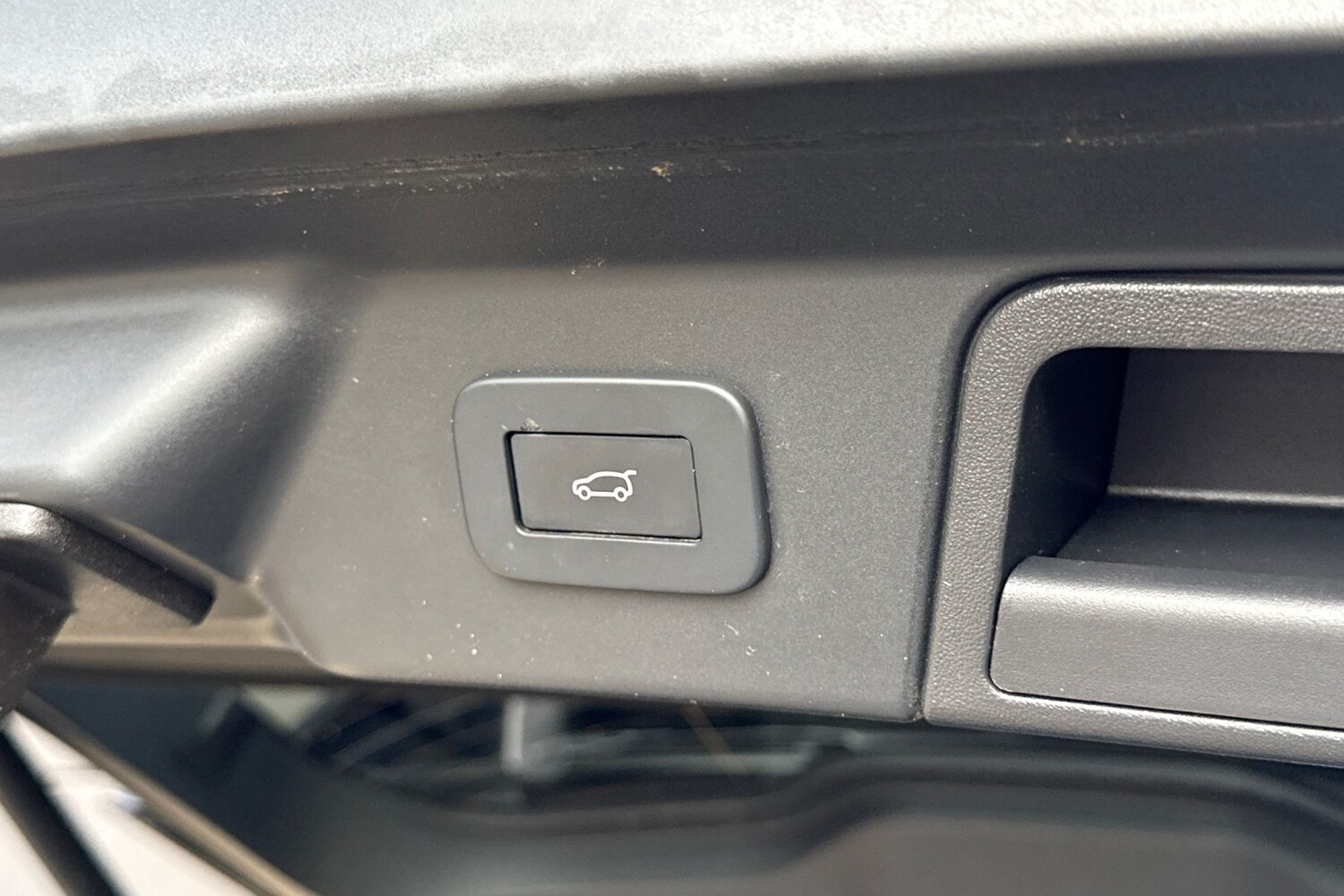 Used Land Rover Range Rover Velar 2023 for sale - 77728722: Photo 39