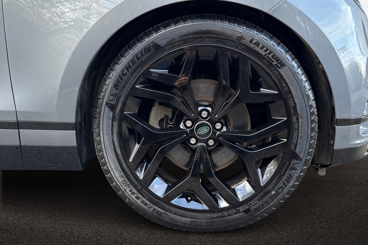 Used Land Rover Range Rover Velar 2023 for sale - 77728722: Photo 9