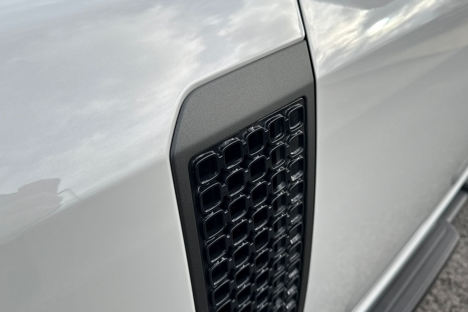 Used Land Rover Defender 110 2026 for sale - 77083927: Photo 23