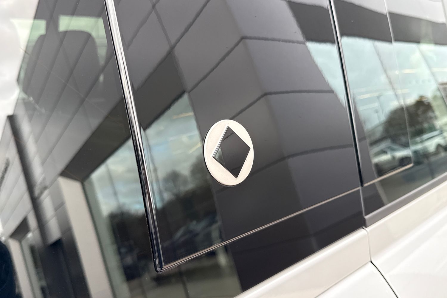 Used Land Rover Defender 110 2026 for sale - 77083927: Photo 32