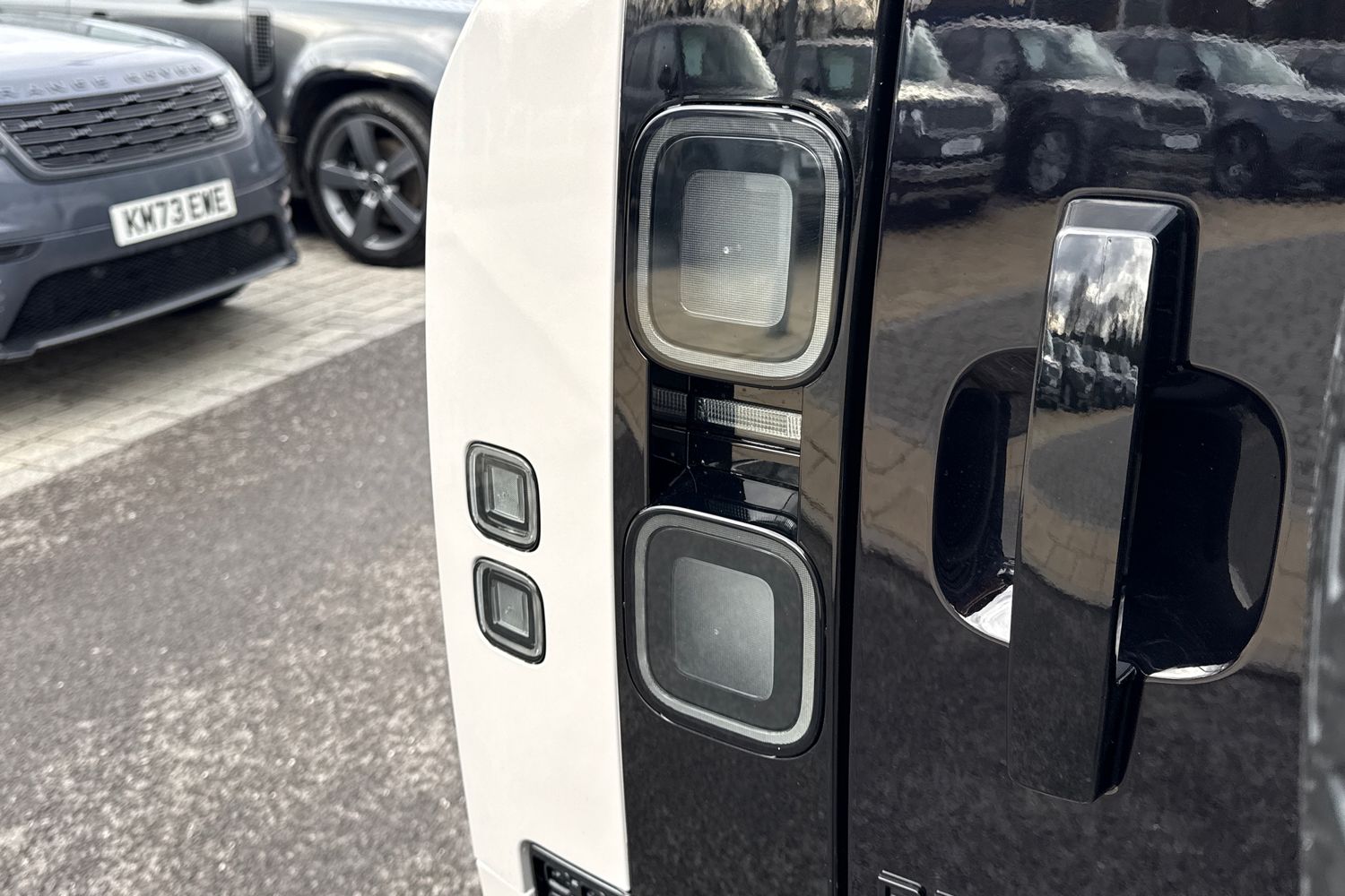 Used Land Rover Defender 110 2026 for sale - 77083927: Photo 36