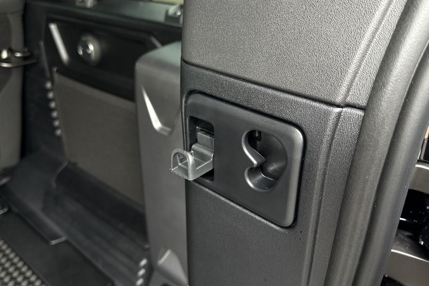 Used Land Rover Defender 110 2026 for sale - 77083927: Photo 38