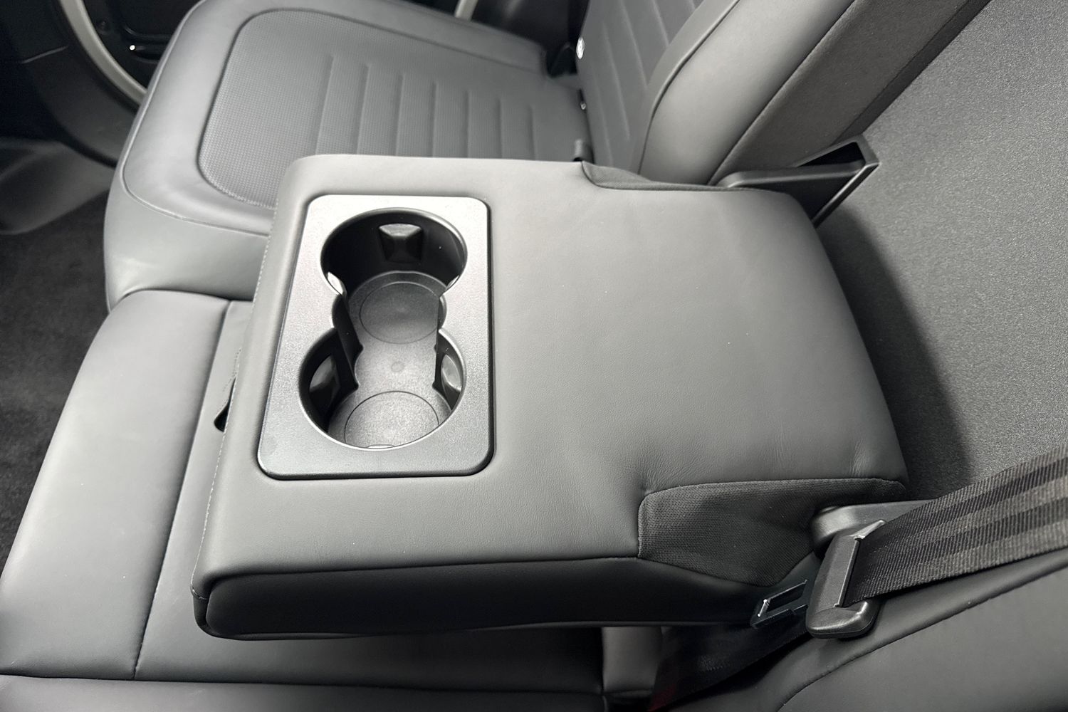 Used Land Rover Defender 110 2026 for sale - 77083927: Photo 43