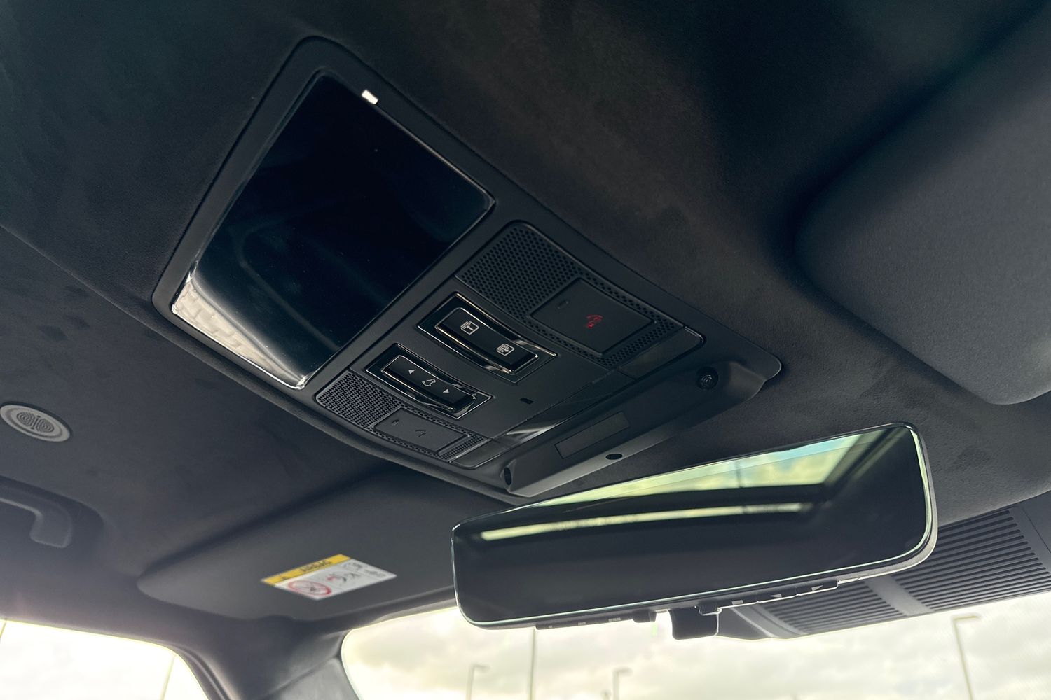 Used Land Rover Defender 110 2026 for sale - 77083927: Photo 52