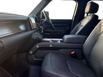 Used Land Rover Defender 130 2024 for sale - 72796251: Photo