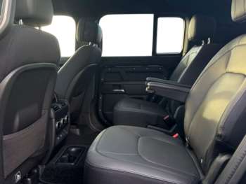 Used Land Rover Defender 130 2024 for sale - 72796251: Photo