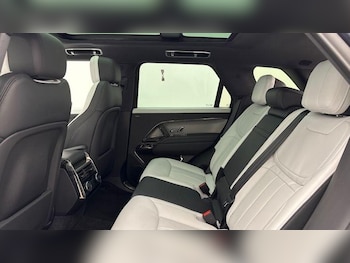 Used Land Rover Range Rover Sport 2024 for sale - 78532185: Photo