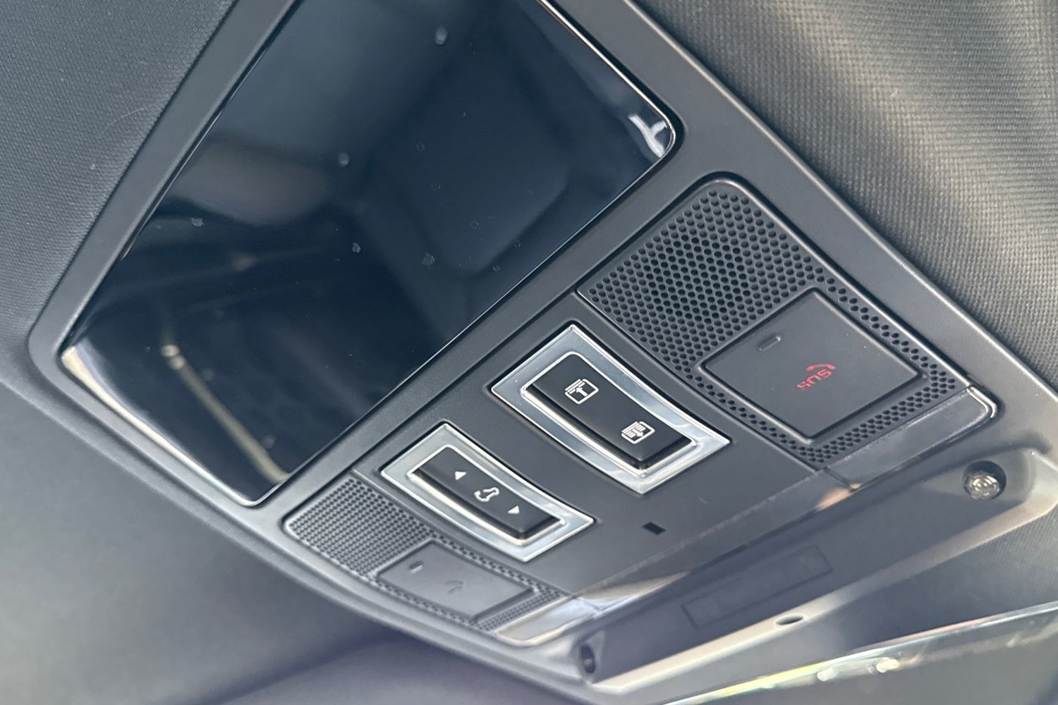 Used Land Rover Defender 2025 for sale - 77899323: Photo 24