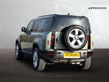 Used Land Rover Defender 2025 for sale - 77899323: Photo