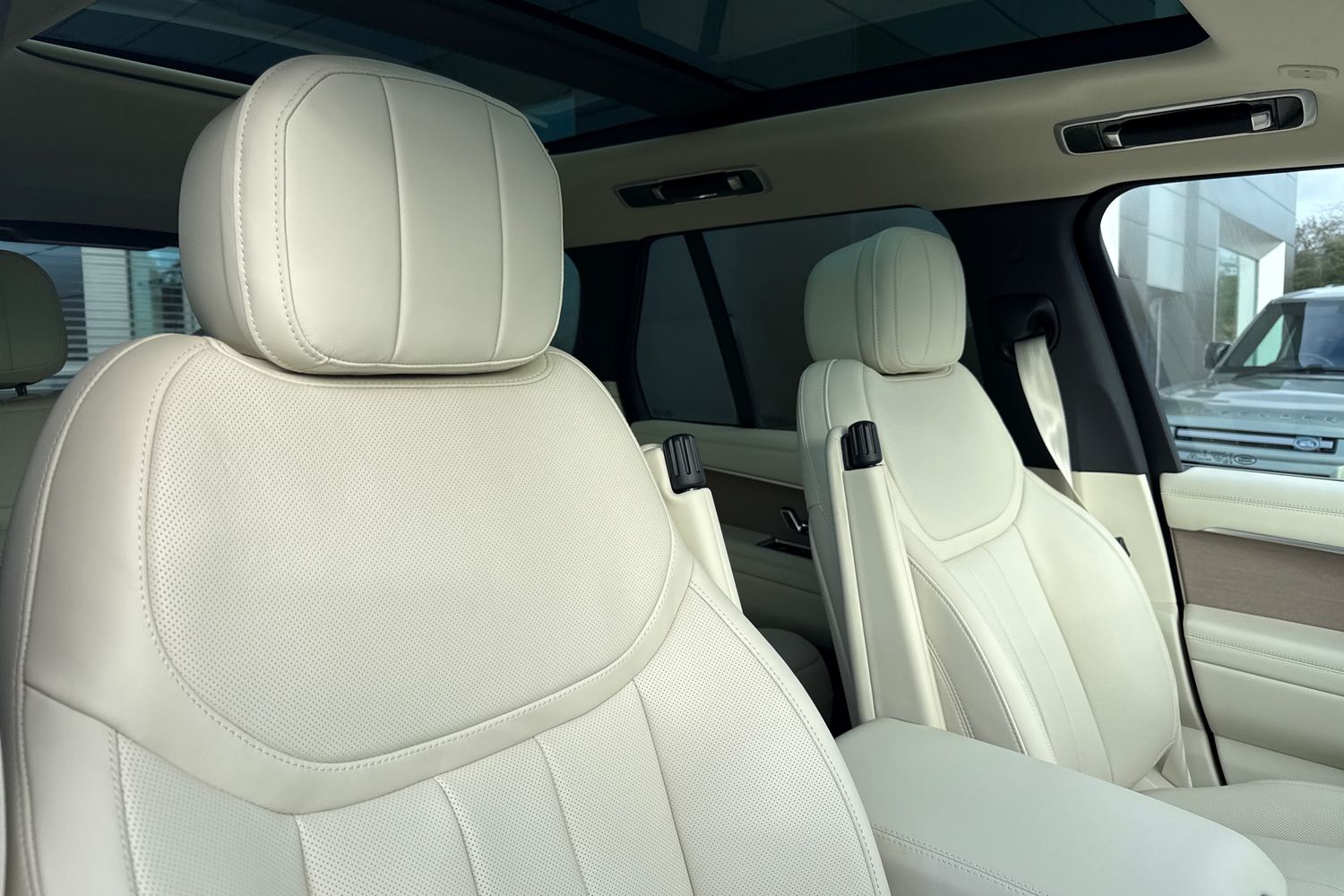 Used Land Rover Range Rover 2026 for sale - 76590436: Photo 10