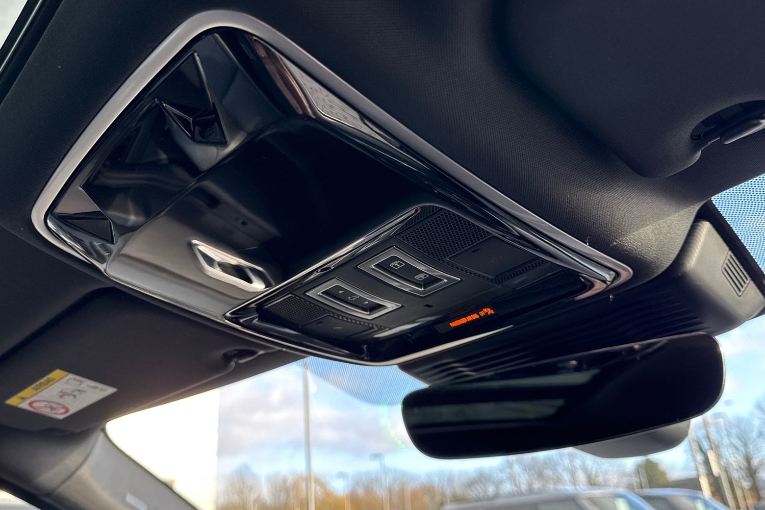 Used Land Rover Range Rover Velar 2023 for sale - 77011430: Photo 24