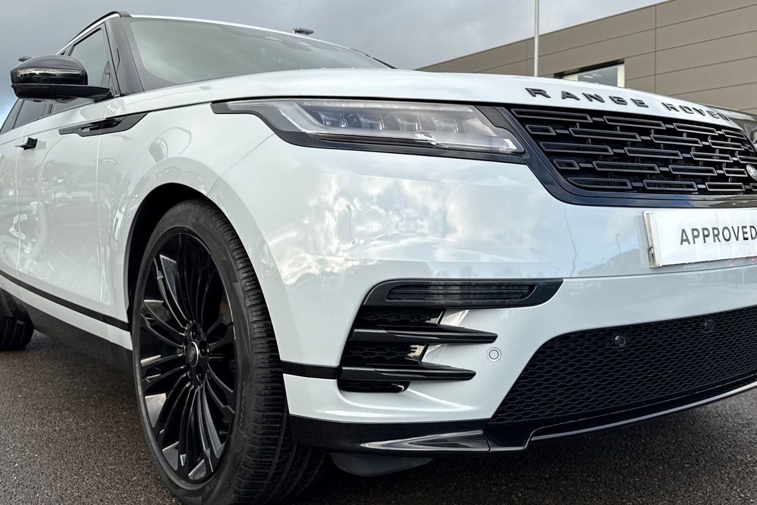 Used Land Rover Range Rover Velar 2023 for sale - 77011430: Photo 31