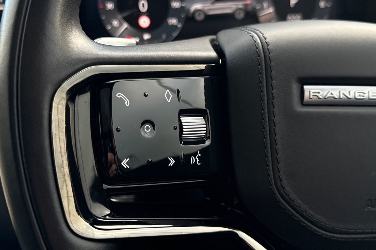 Used Land Rover Range Rover Velar 2023 for sale - 77011430: Photo 45