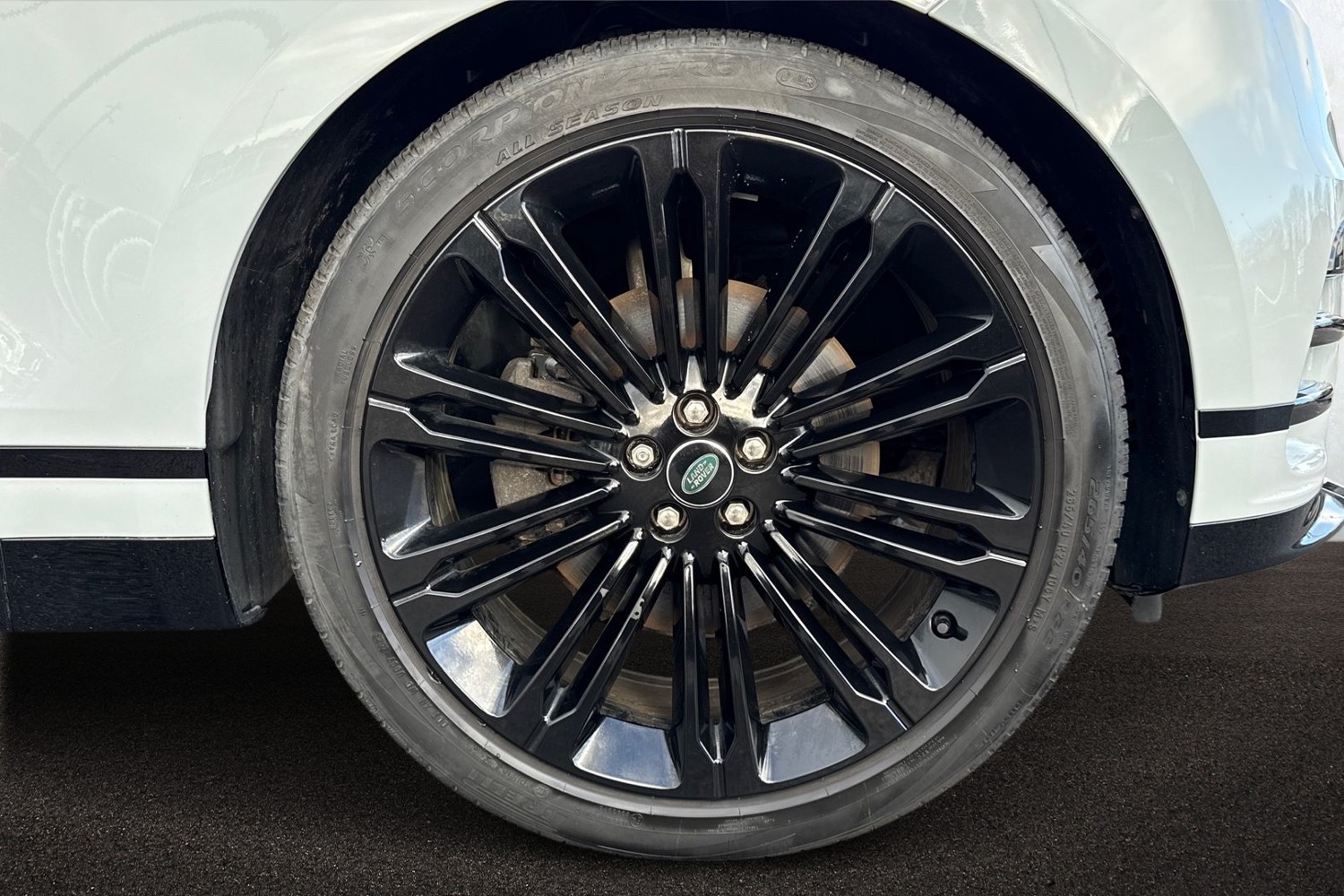 Used Land Rover Range Rover Velar 2023 for sale - 77011430: Photo 9