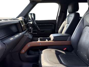 Used Land Rover Defender 110 2024 for sale - 74646306: Photo